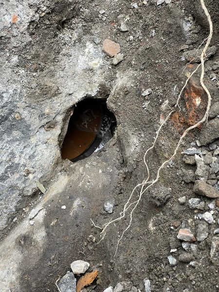 t joint pipe problem for a customer in Hyndland.